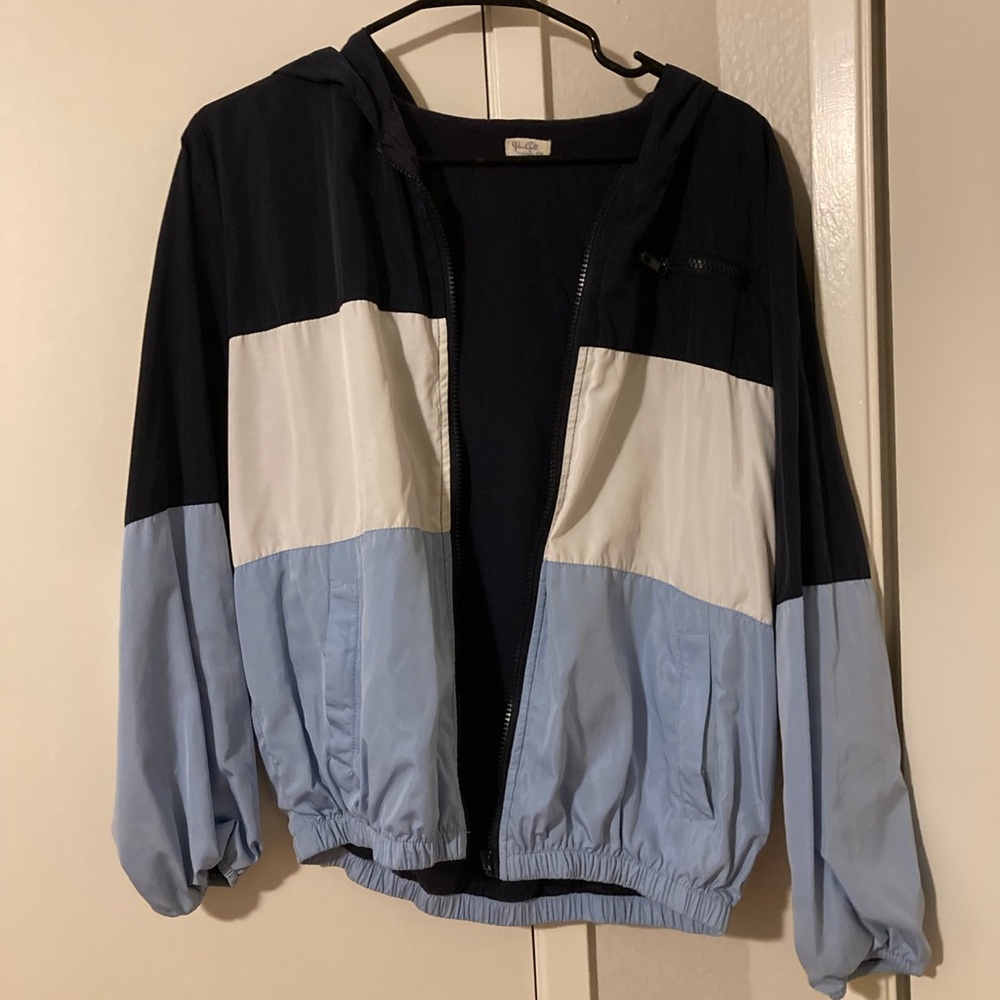 BRANDY MELVILLE•Krissy Windbreaker